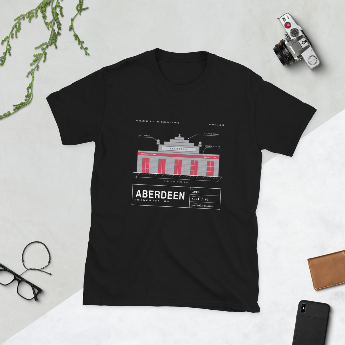 Black Aberdeen Granite Gates t-shirt – Jura Inventive